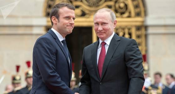 Macron : « Une vraie armée européenne face à la Russie »