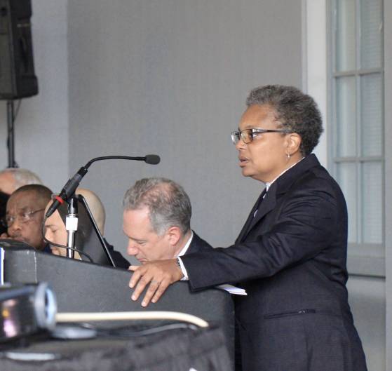 Chicago élit comme maire Lori Lightfoot, une femme noire et homosexuelle