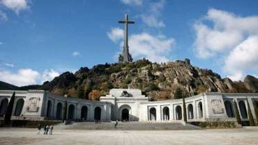Espagne : la justice suspend l'exhumation du général Franco, qui était prévue lundi