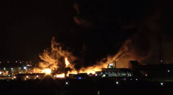 Rouen : incendie dans une usine classée Seveso. Les écoles fermées dans 13 communes avoisinantes