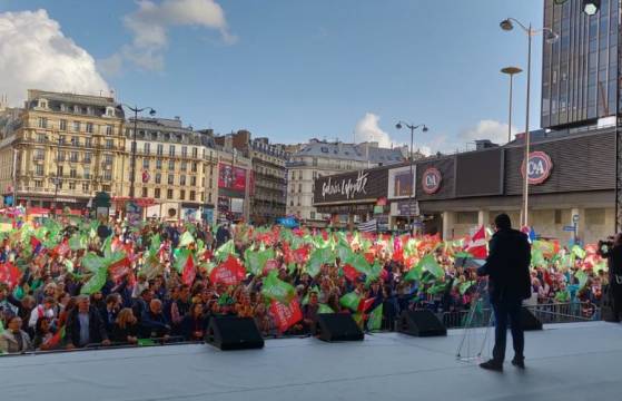 "Marchons enfants" : les organisateurs de la manifestation contre la "PMA pour toutes" annoncent que 600.000 manifestants étaient présents à Paris ce dimanche