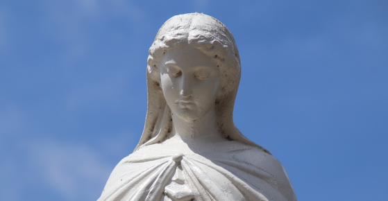 Laïcité : le petit village de Savoie peut garder sa statue de la Vierge