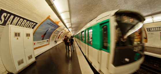 Précarité : dans le métro parisien, un SDF sur cinq a un emploi