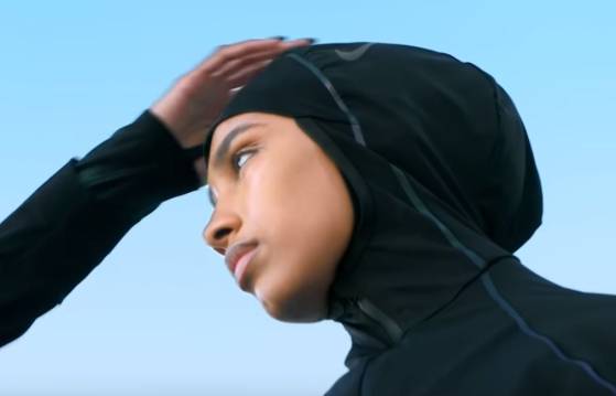 Nike lance son premier maillot de bain doté d'un hijab