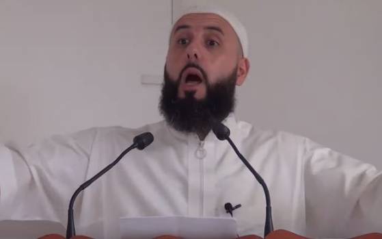 Stéphane Ravier (RN) dénonce la tenue de plusieurs conférences données par un prédicateur wahhabite fiché S dans trois mosquées de Marseille