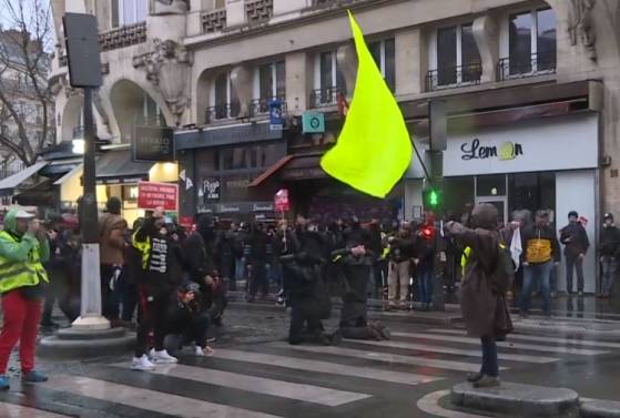 Retraite : une manifestation parisienne sous tension