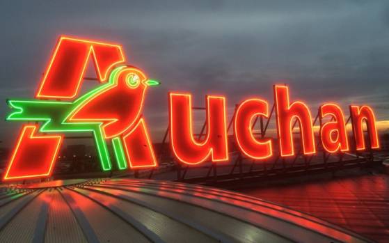 Auchan supprime 517 postes: "L'hypermarché a fait rêver, mais c'est terminé"