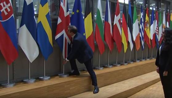 Brexit: le drapeau britannique retiré du Conseil européen à Bruxelles (Vidéo)
