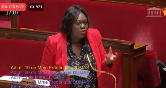 Selon Le Point, LREM a comptabilisé le vote d'un député décédé lors de l'adoption de la loi Avia à l'Assemblée nationale