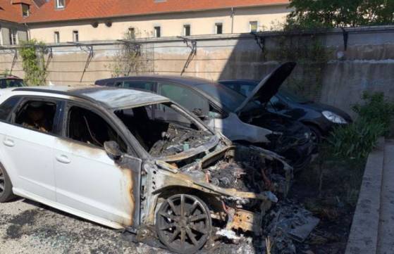 Besançon: des anarchistes revendiquent avoir brûlé la voiture personnelle de l'élu Eric Alauzet (LREM), il s’agissait en fait de celle des voisins (Vidéo)