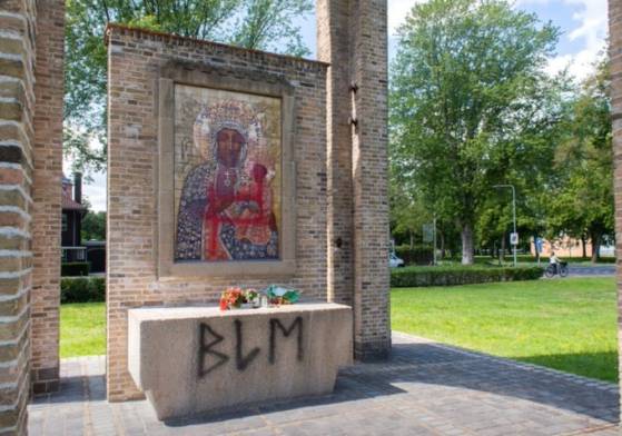 Pays-Bas : une mosaïque de Notre-Dame de Częstochowa vandalisée à Breda