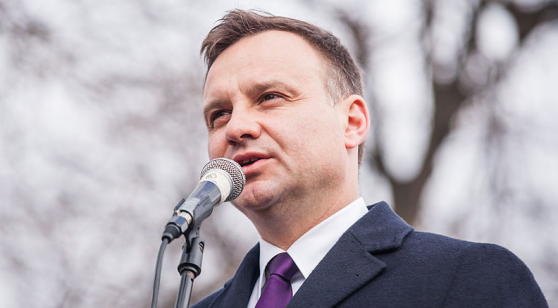 Présidentielle en Pologne : le conservateur Andrzej Duda réélu face au libéral Rafal Trzaskowski