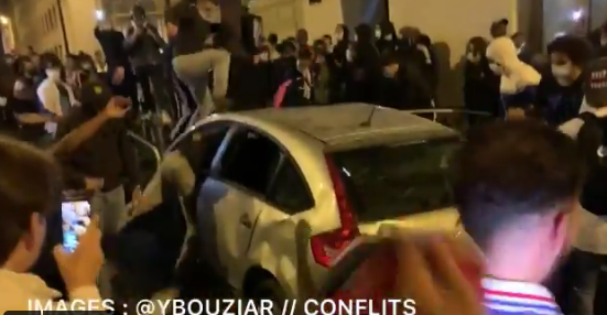 Paris : Pillages, voitures incendiées et affrontements avec la police en marge du match PSG-Bayern (vidéo)