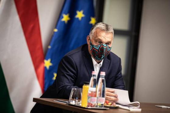 Viktor Orbán : “L’Europe occidentale souhaite un monde métissé et vivre ensemble avec des étrangers. Nous préférons rester hongrois”