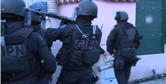 Nîmes : 130 policiers pour un coup de filet contre les barons locaux de la drogue