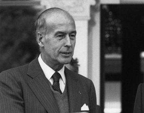 L'ancien président Valéry Giscard d'Estaing est décédé hier soir "des suites du Covid-19" à l'âge de 94 ans