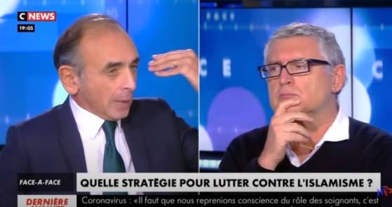 Eric Zemmour face à Michel Onfray : “L’universalisme français se retourne aujourd’hui contre la France (…) Je pense que les élites françaises en veulent au peuple français et sont donc prêts à le sacrifier” (Vidéo)