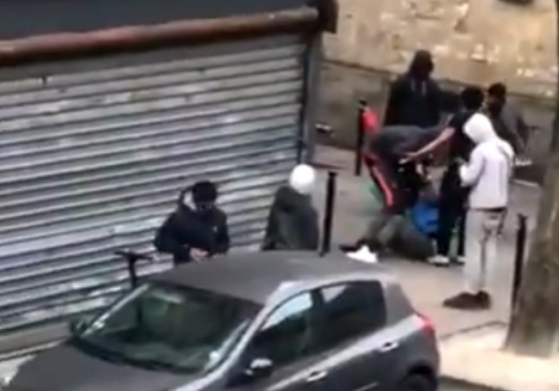 Une jeune femme de nationalité anglaise sauvagement agressée pour son sac et son téléphone à Bordeaux