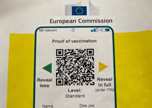 Le «passeport sanitaire» validé par les 27 États de l’Union européenne a été présenté par le commissaire européen en charge des vaccins Thierry Breton
