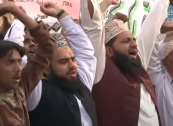 Pakistan : la France demande à ses ressortissants de quitter le pays en proie aux émeutes et évoque des «Menaces sérieuses»