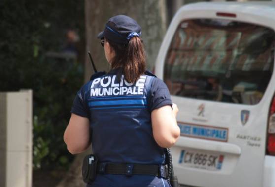 La Chapelle-sur-Erdre (44) : Une policière poignardée par un individu connu pour radicalisation