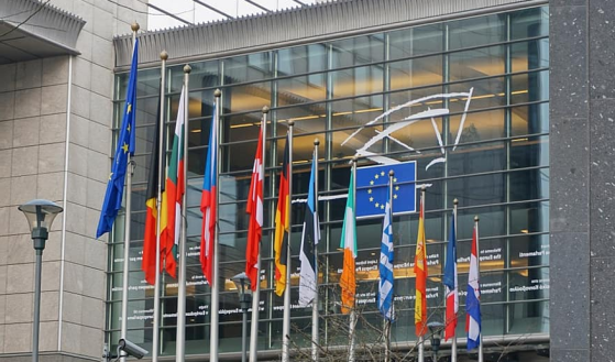 Pass sanitaire : les députés européens donnent leur feu vert final au certificat numérique européen