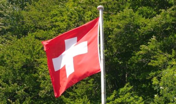 Suisse : les opposants au « pass sanitaire » ont déposé le nombre de signatures nécessaires à la tenue d’un vote populaire, qui aura lieu le 28 novembre