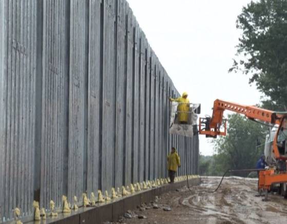 “Nos frontières resteront inviolables” : la Grèce construit un immense mur en acier le long de la frontière turque