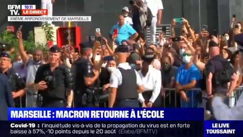 Rentrée scolaire : Emmanuel Macron et Jean-Michel Blanquer hués lors de leur arrivée dans une école de Marseille (Vidéo)