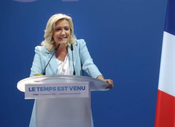 Marine Le Pen se présente comme l'avocate "des libertés" pour l'élection présidentielle de 2022 qui sera, selon elle, "un choix de civilisation"