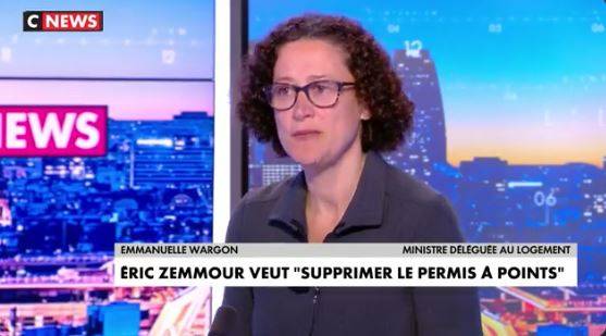 Le ministre Emmanuelle Wargon a peur du peuple français