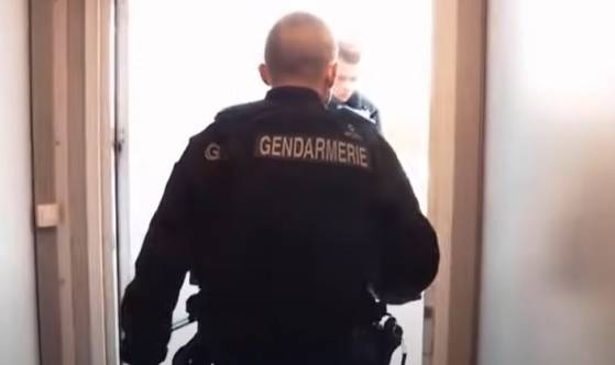 Gironde : un officier de gendarmerie relevé de son commandement après avoir refusé le vaccin anti-Covid