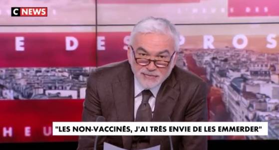 Pascal Praud (CNews) le présentateur pointe les défaillances du chef de l'État : "Ce président est illisible, imprévisible, indéchiffrable."