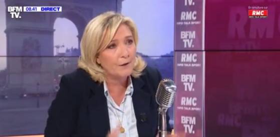 Marine Le Pen : sur le protocole sanitaire "Je suis pour arrêter tout ça (...) c'est de la maltraitance"